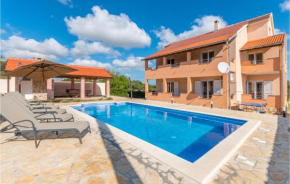 5 Bedroom Cozy Home In Biograd Na Moru
